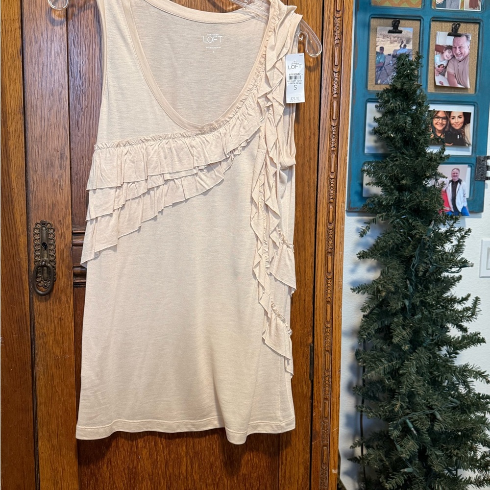 LOFT Women's Beige Ruffle Tank Top